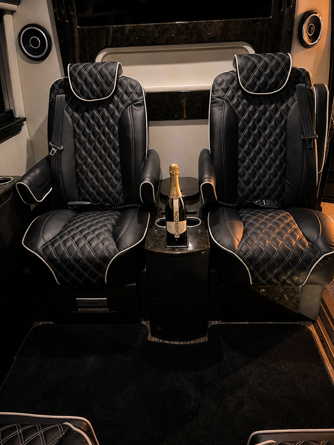Limo Image 4