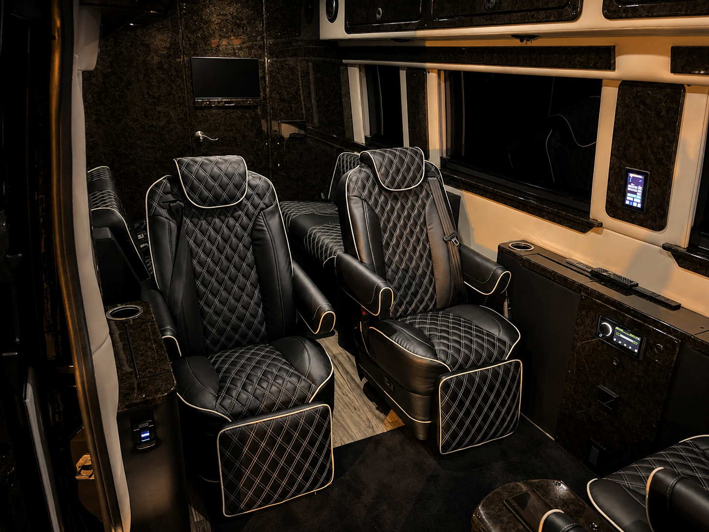 Limo Image 3