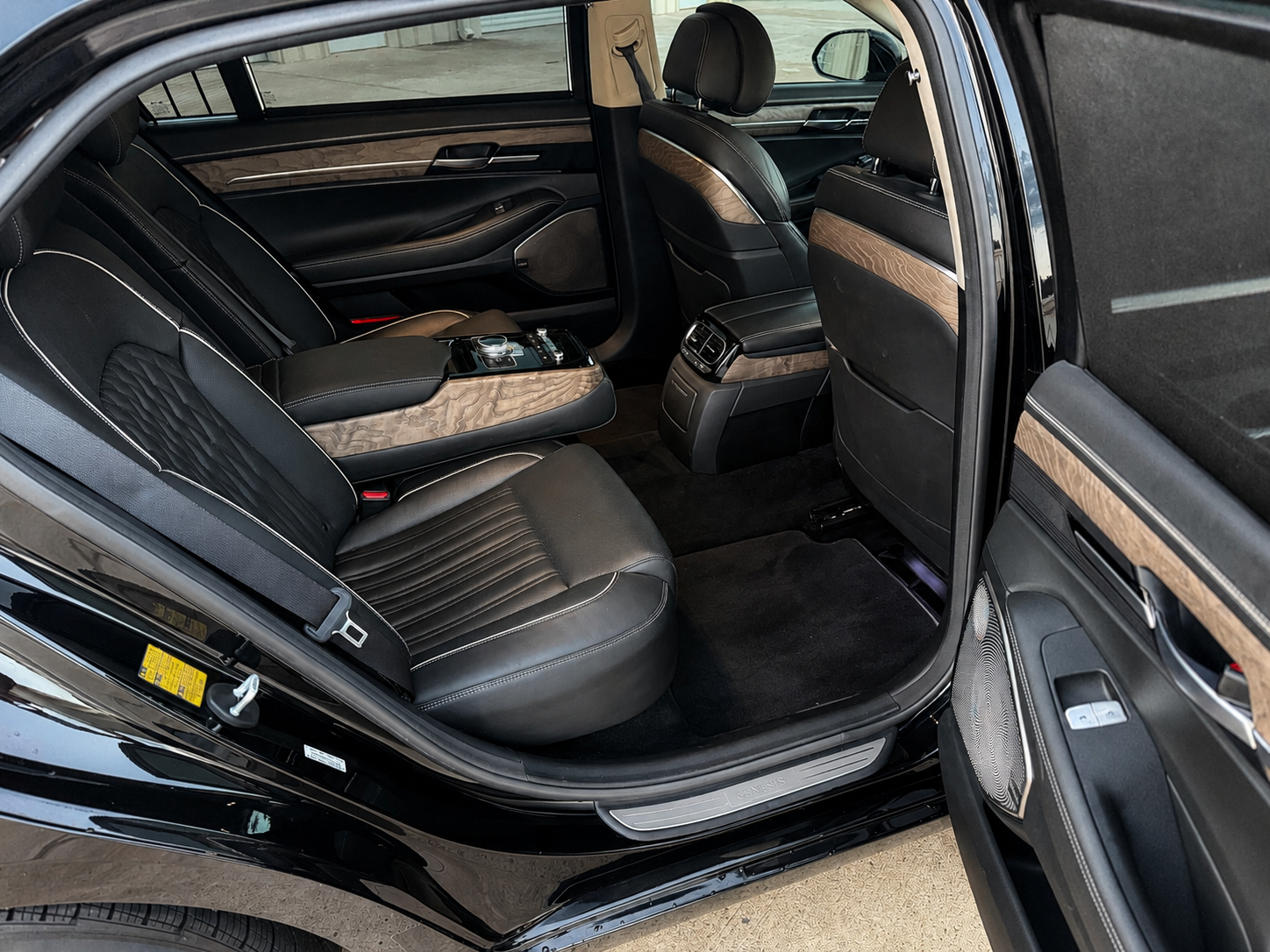 Limo Image 4